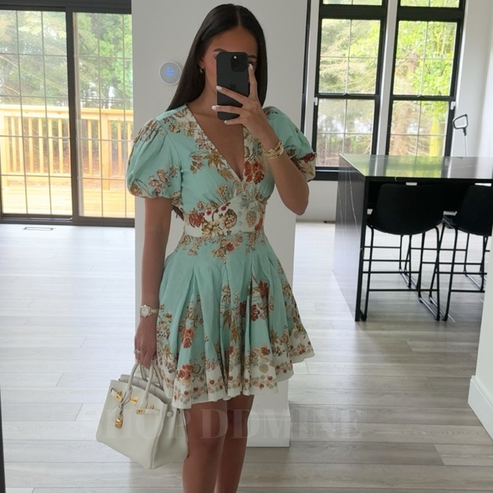 Floral puff sleeve mini dress